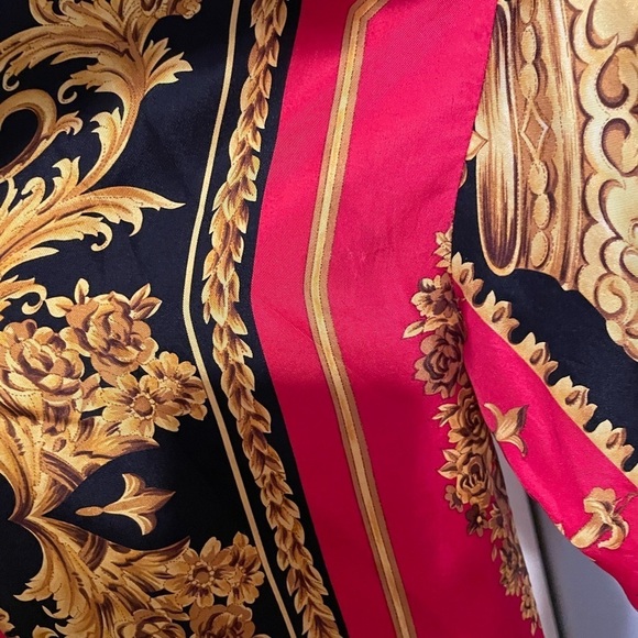 Express Silk Black and Red Baroque Long Sleeve Shirt - Picture 5 of 7